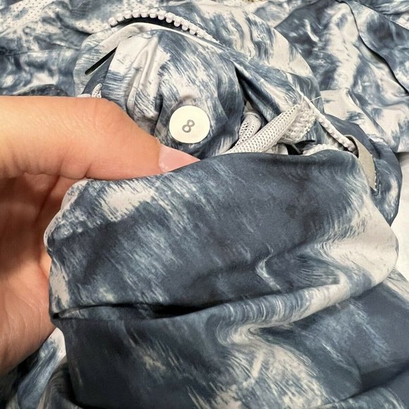 Lululemon Women's Miss Misty Jacket II Sea Side Silver Fox Alberta Lake Size 8 - Picture 5 of 6